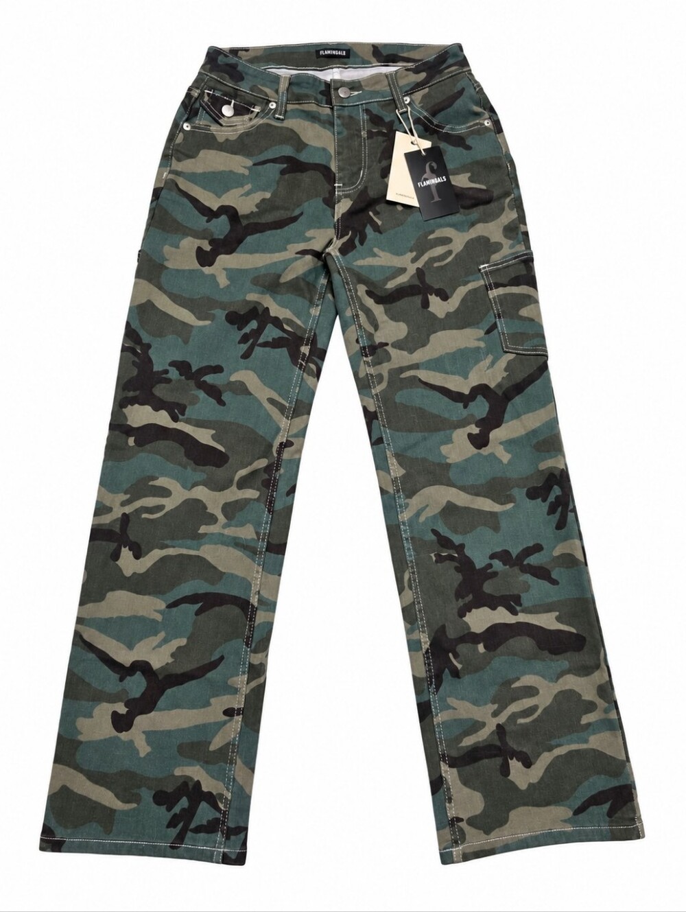 Flamingals Camo Cargo Pants Size Medium NWT Straight Leg Utility